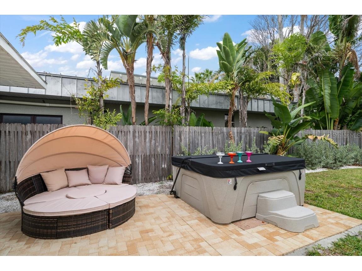 955 Narcissus Avenue Clearwater Beach FL 33767 TB8447491 image30