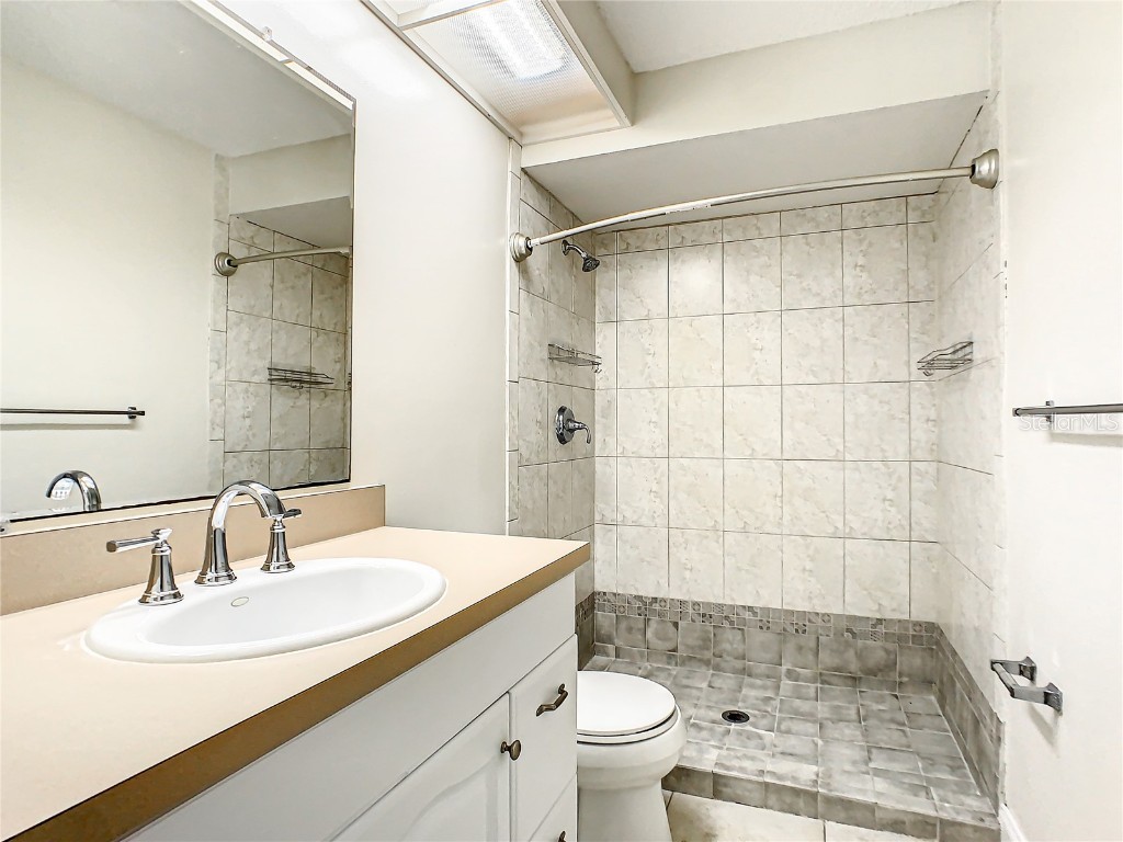 955 Sunridge Drive #102 Sarasota FL 34234 A4672487 image27