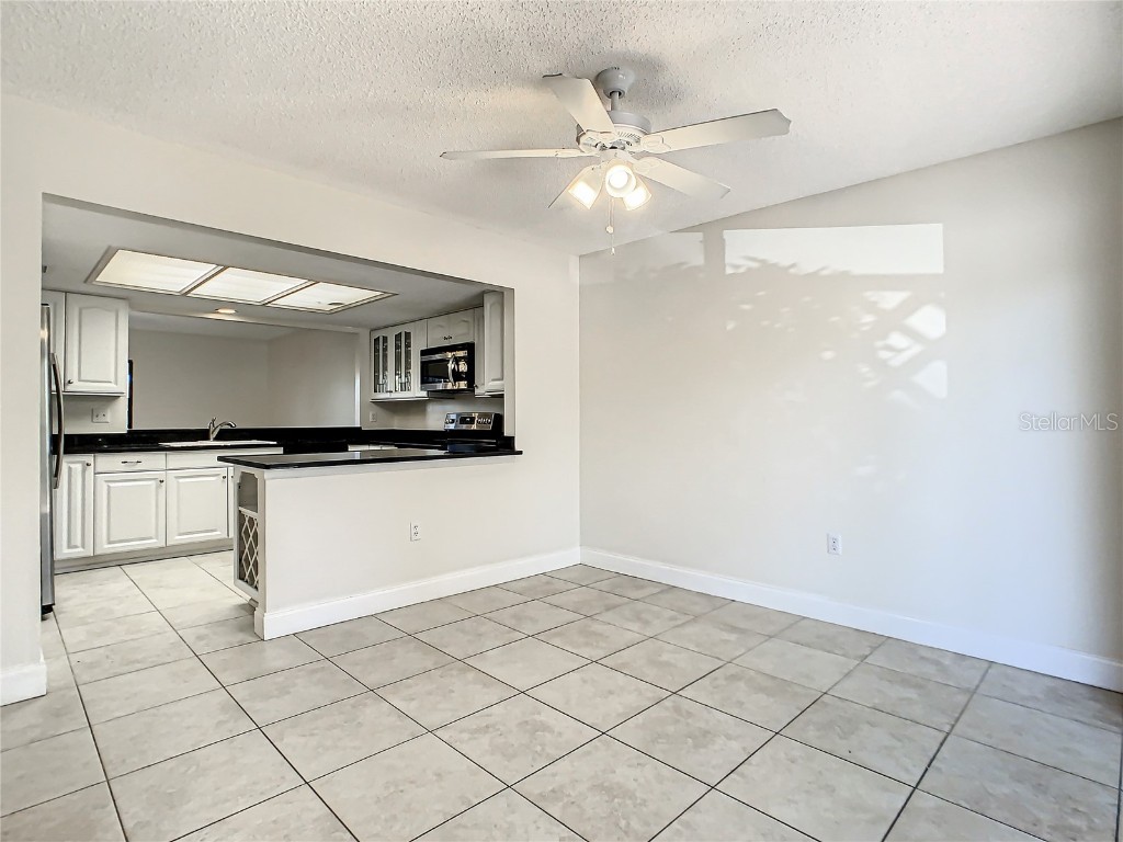 955 Sunridge Drive #102 Sarasota FL 34234 A4672487 image6