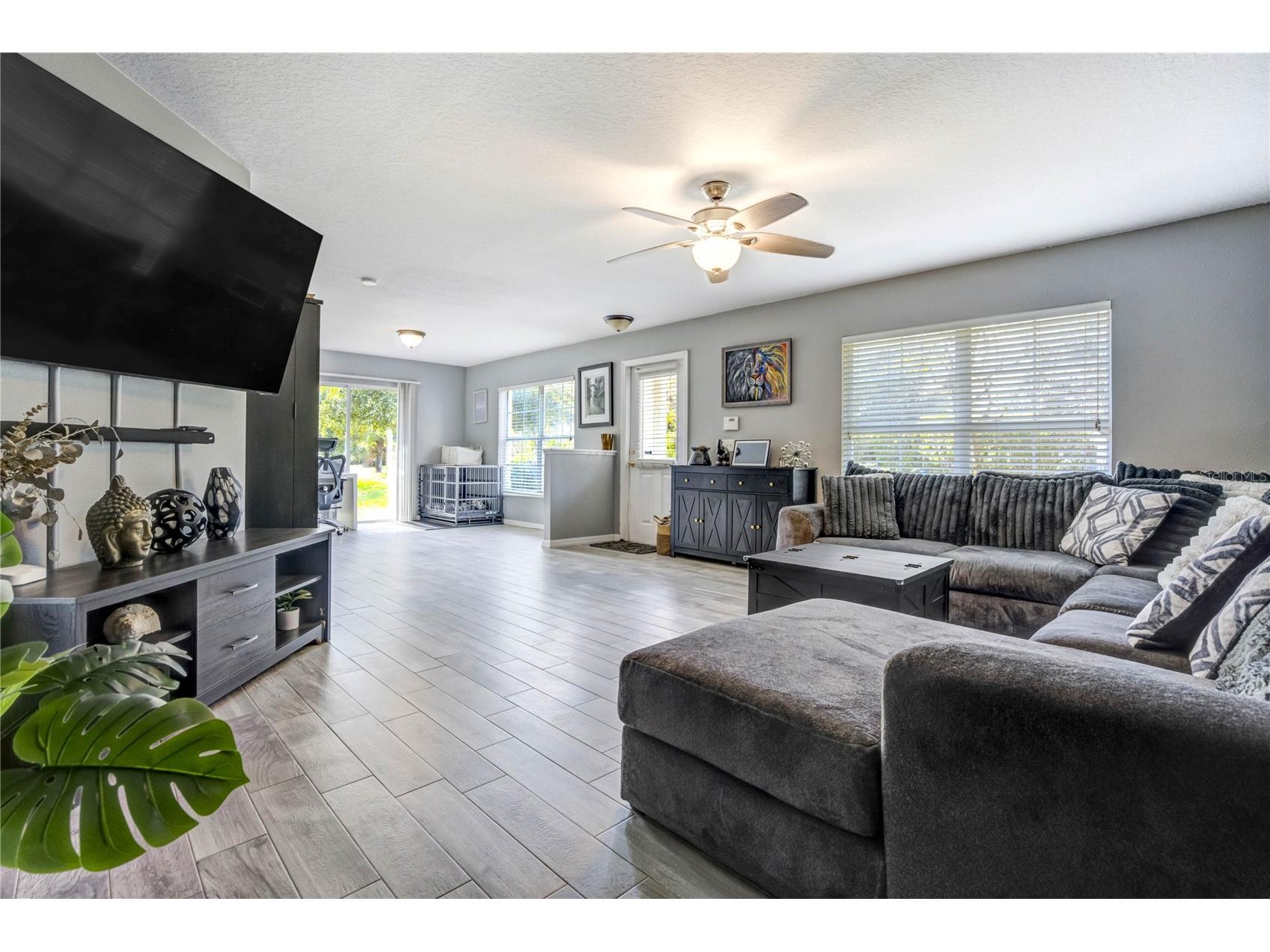 9550 Charlesberg Drive Tampa FL 33635 TB8469089 image7