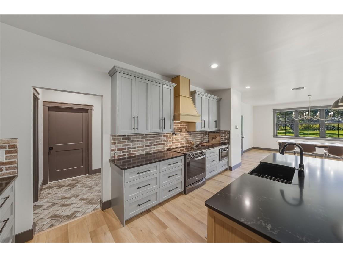 9550 Cr 614a Bushnell FL 33513 TB8449315 image24