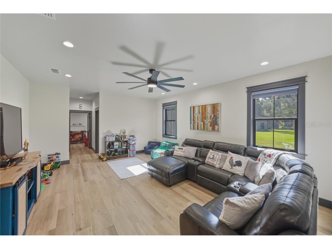 9550 Cr 614a Bushnell FL 33513 TB8449315 image28