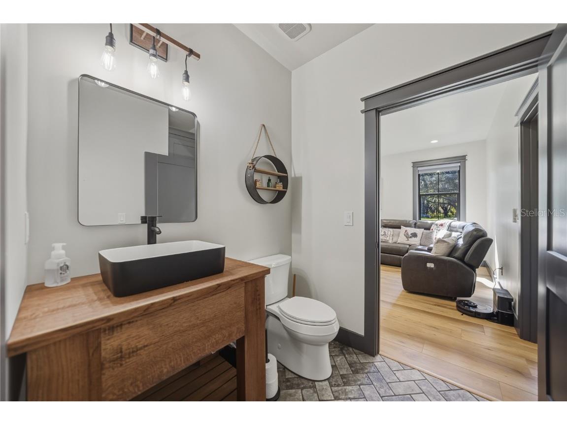 9550 Cr 614a Bushnell FL 33513 TB8449315 image30