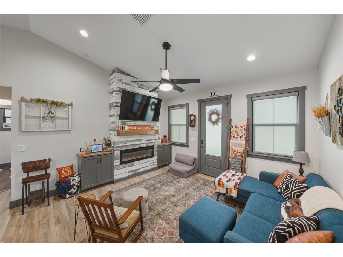 9550 Cr 614a Bushnell FL 33513 TB8449315 image58