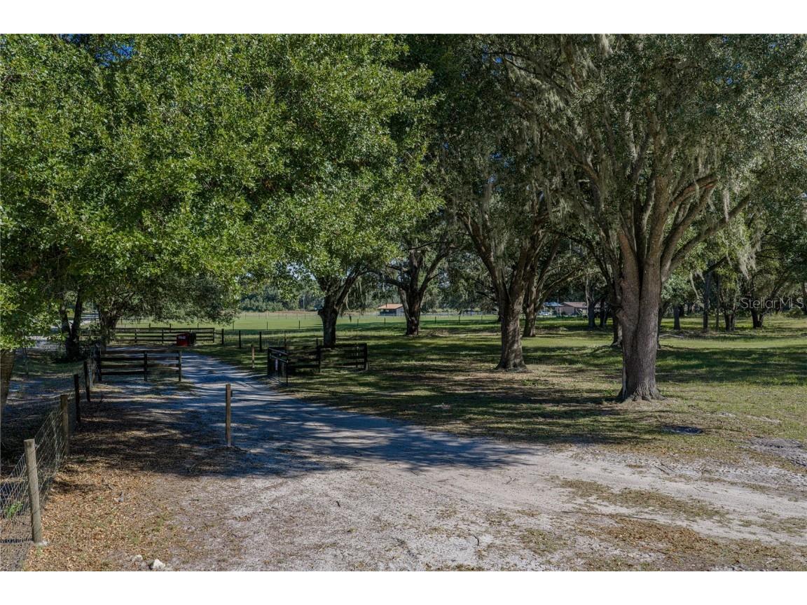 9550 Cr 614a Bushnell FL 33513 TB8449315 image96