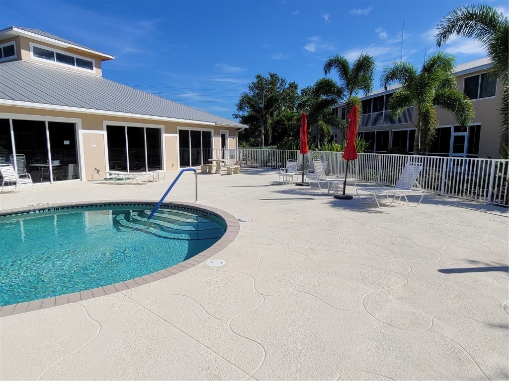 9550 Fiddlers Green Circle #105 Rotonda West FL 33947 D6132045 image32