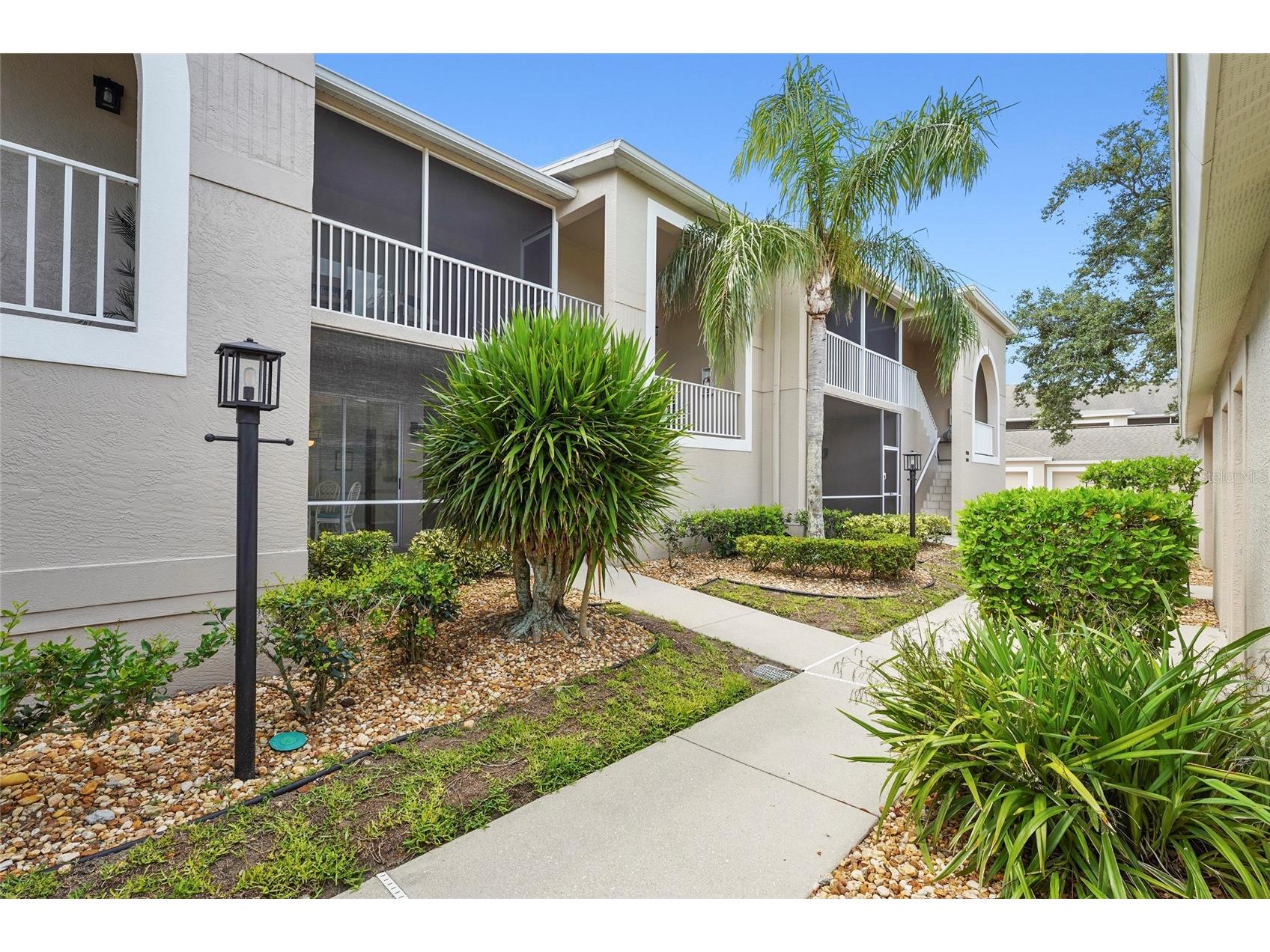9550 High Gate Drive #1515 Sarasota FL 34238 A4694992 image1