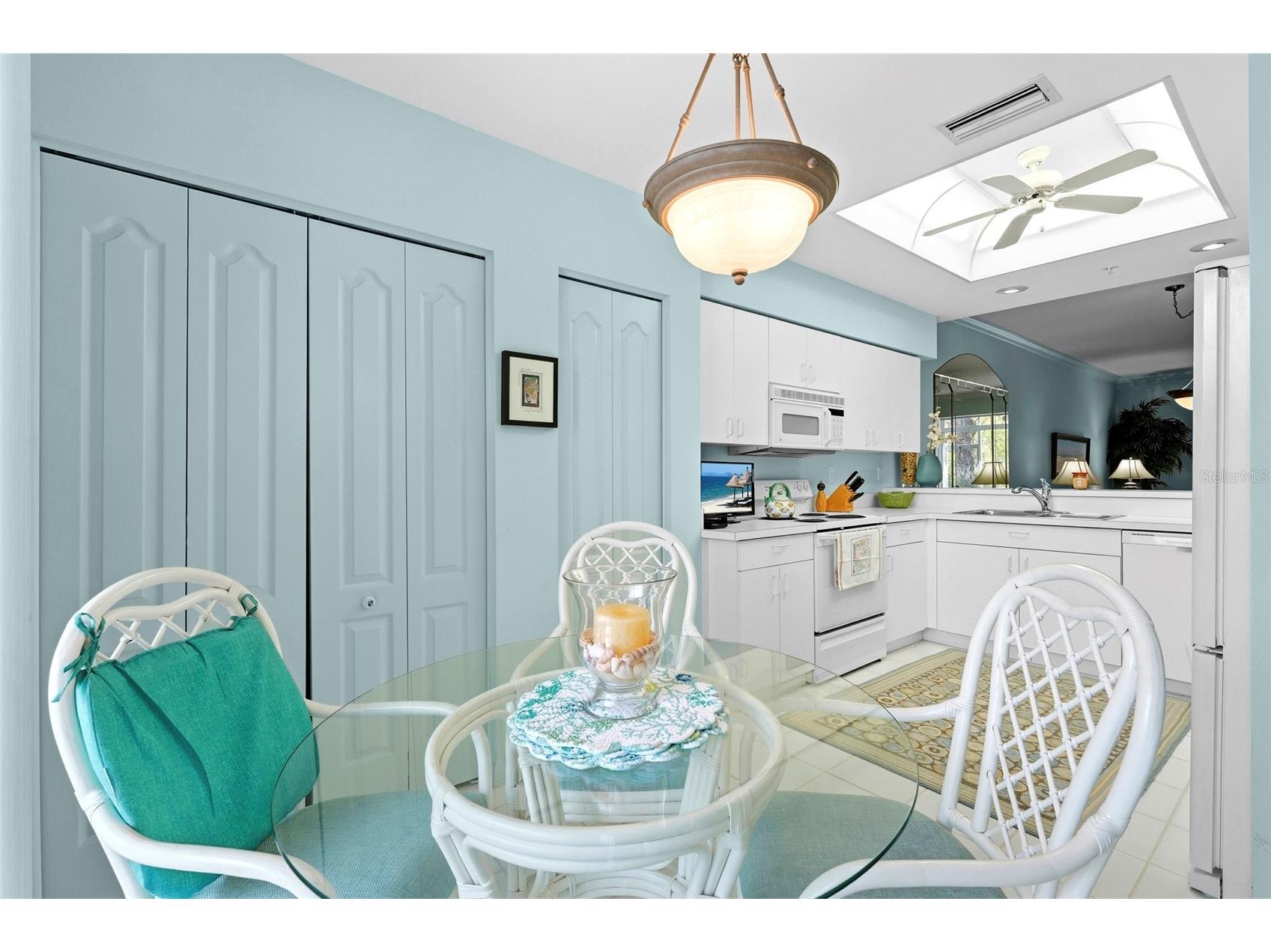 9550 High Gate Drive #1515 Sarasota FL 34238 A4694992 image28