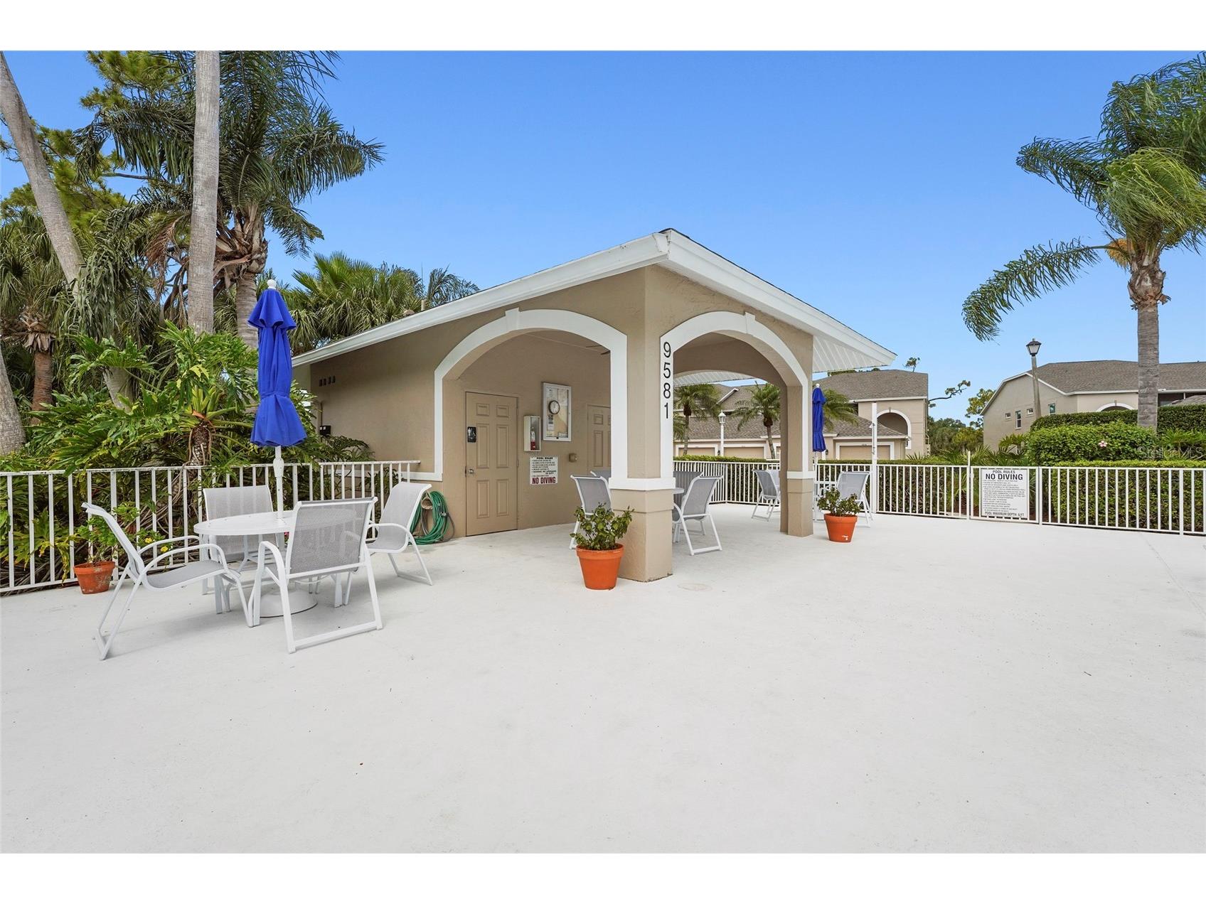 9550 High Gate Drive #1515 Sarasota FL 34238 A4694992 image54