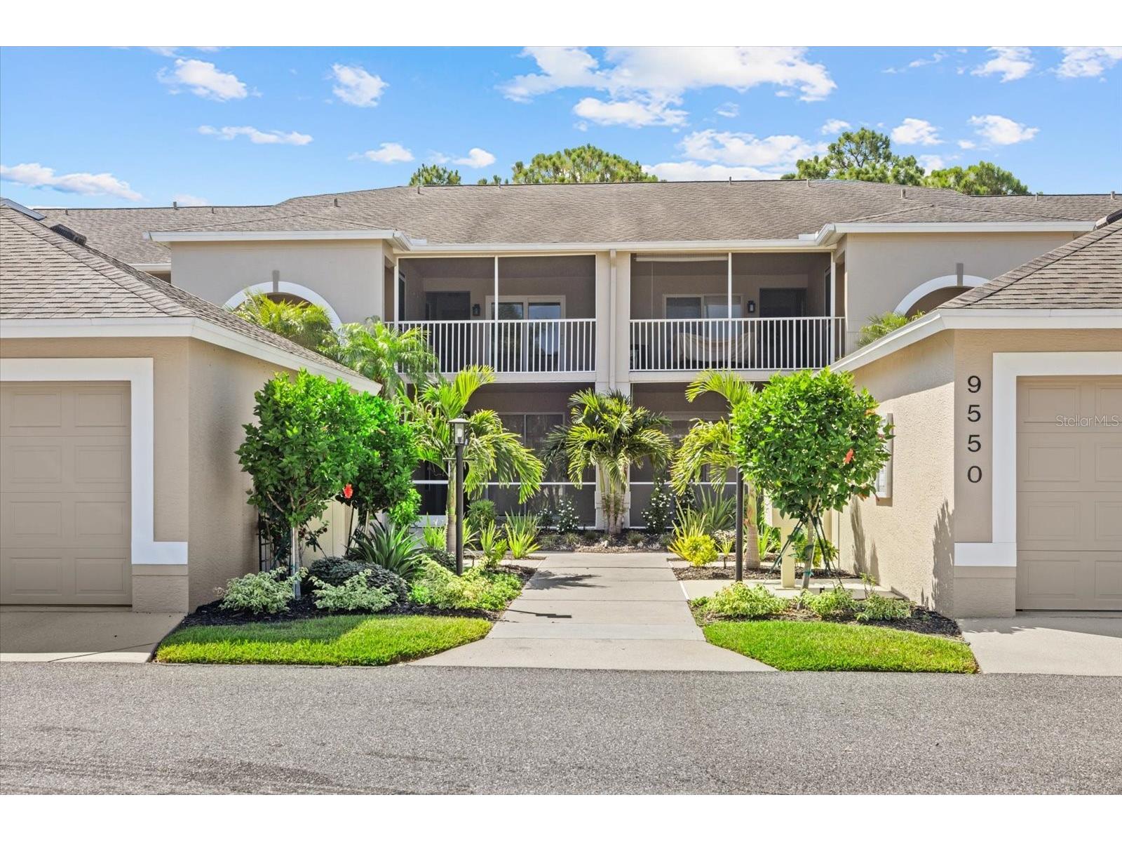 9550 High Gate Drive #1525 Sarasota FL 34238 A4692951 image1