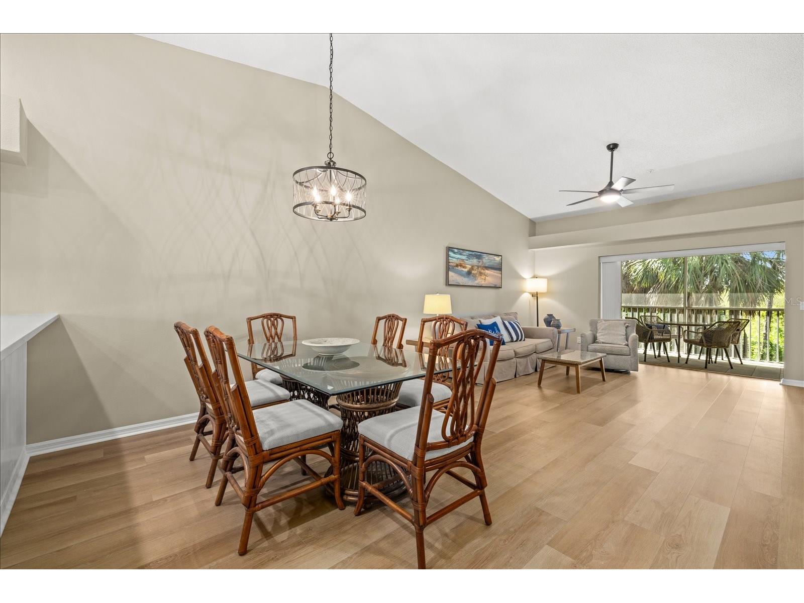 9550 High Gate Drive #1525 Sarasota FL 34238 A4692951 image10
