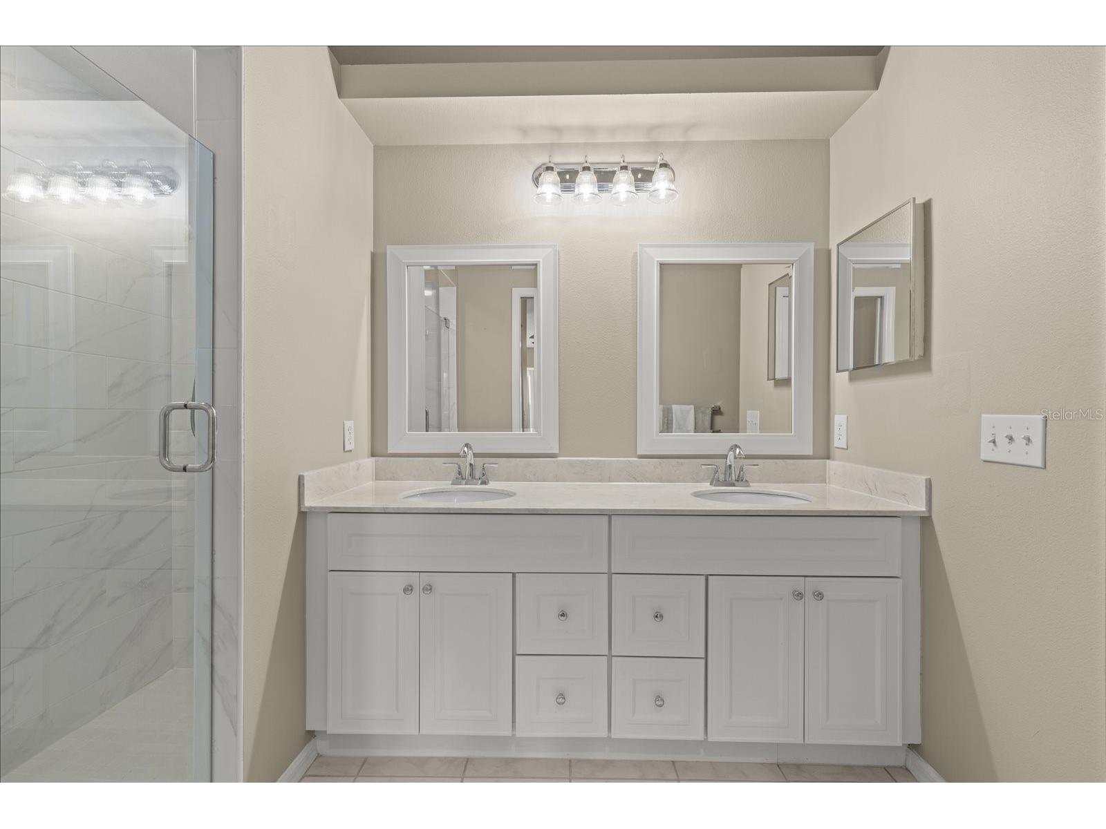 9550 High Gate Drive #1525 Sarasota FL 34238 A4692951 image18