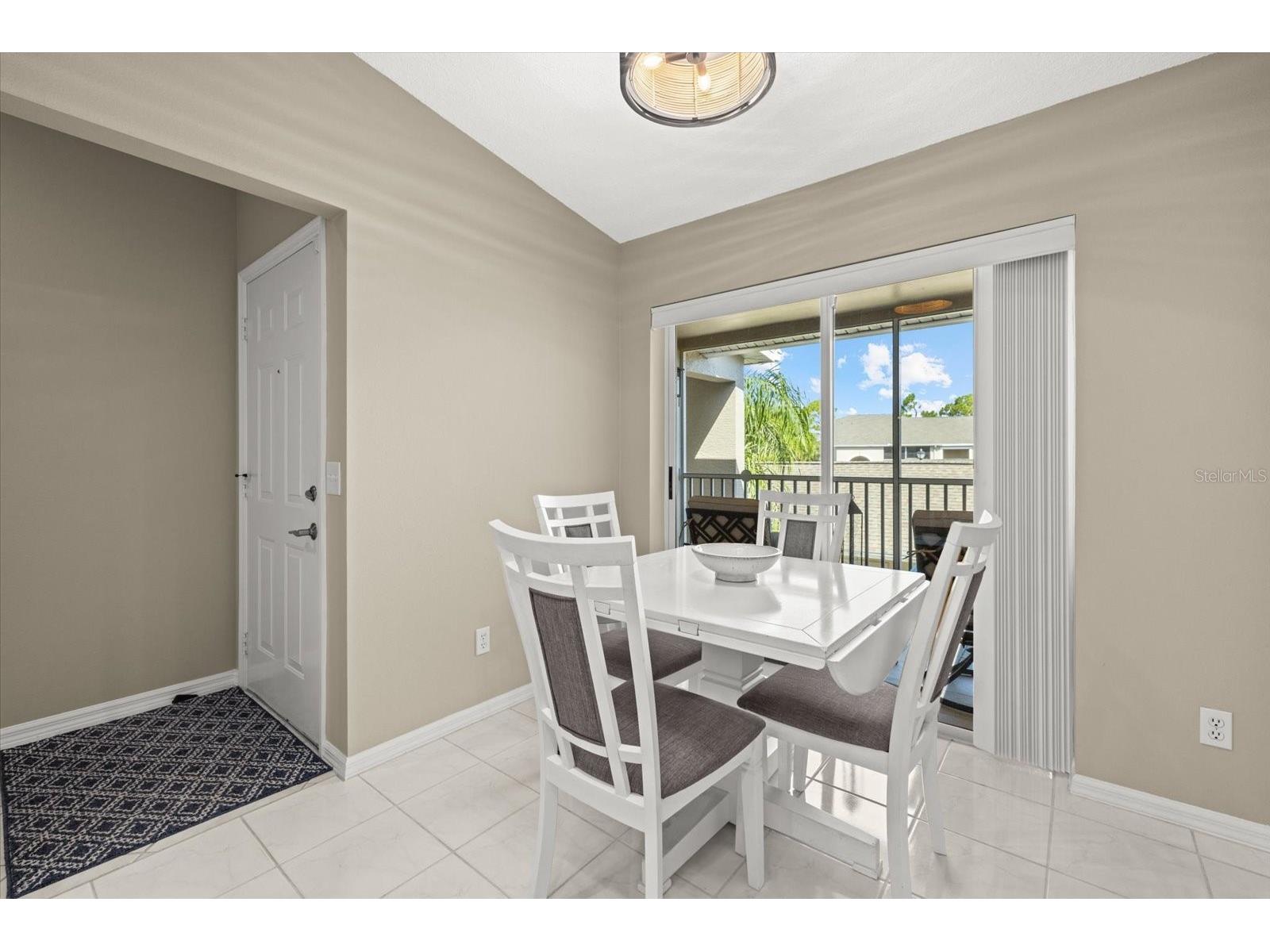9550 High Gate Drive #1525 Sarasota FL 34238 A4692951 image8
