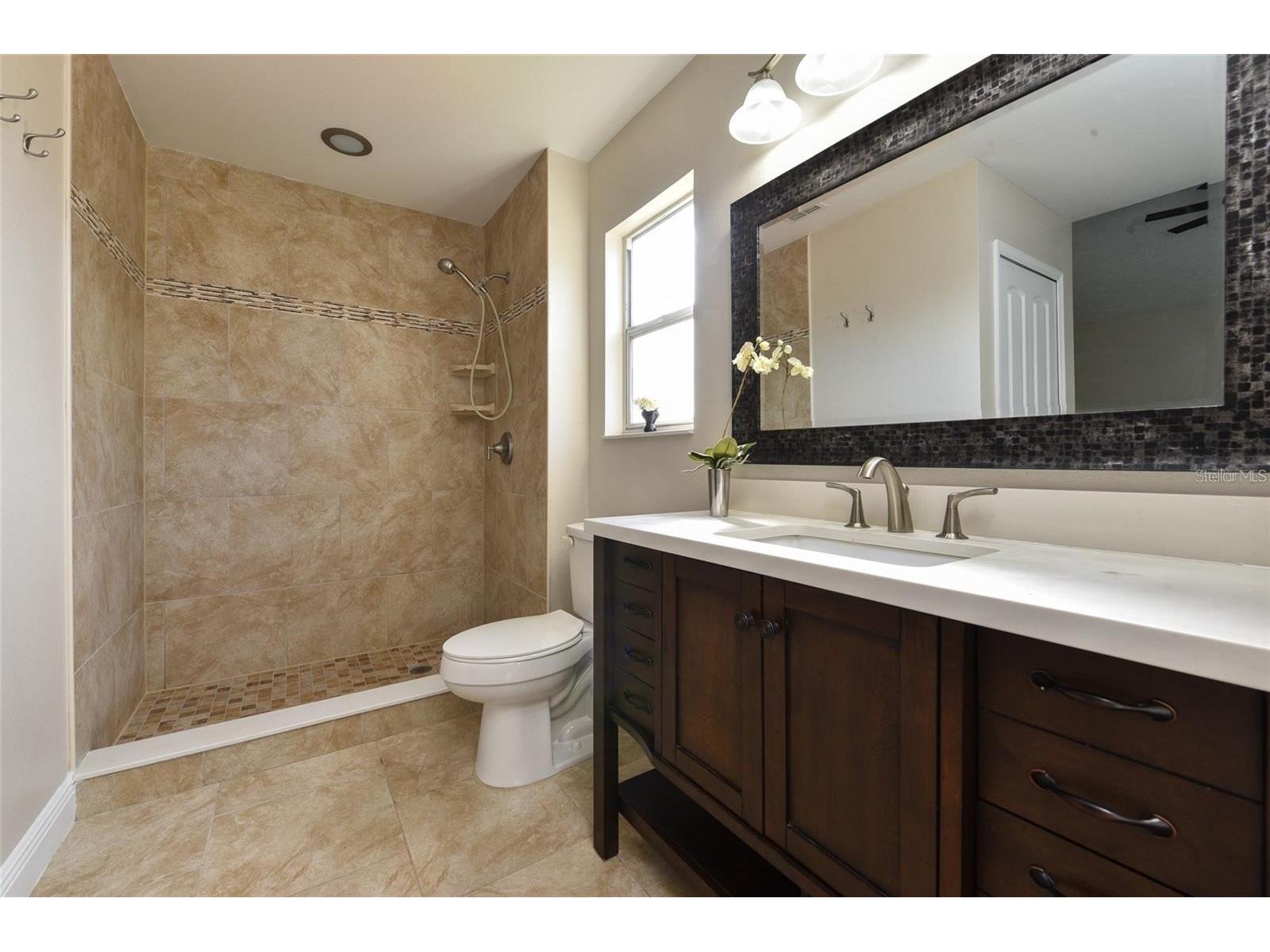 9551 Chandon Drive Orlando FL 32825 O6410008 image5