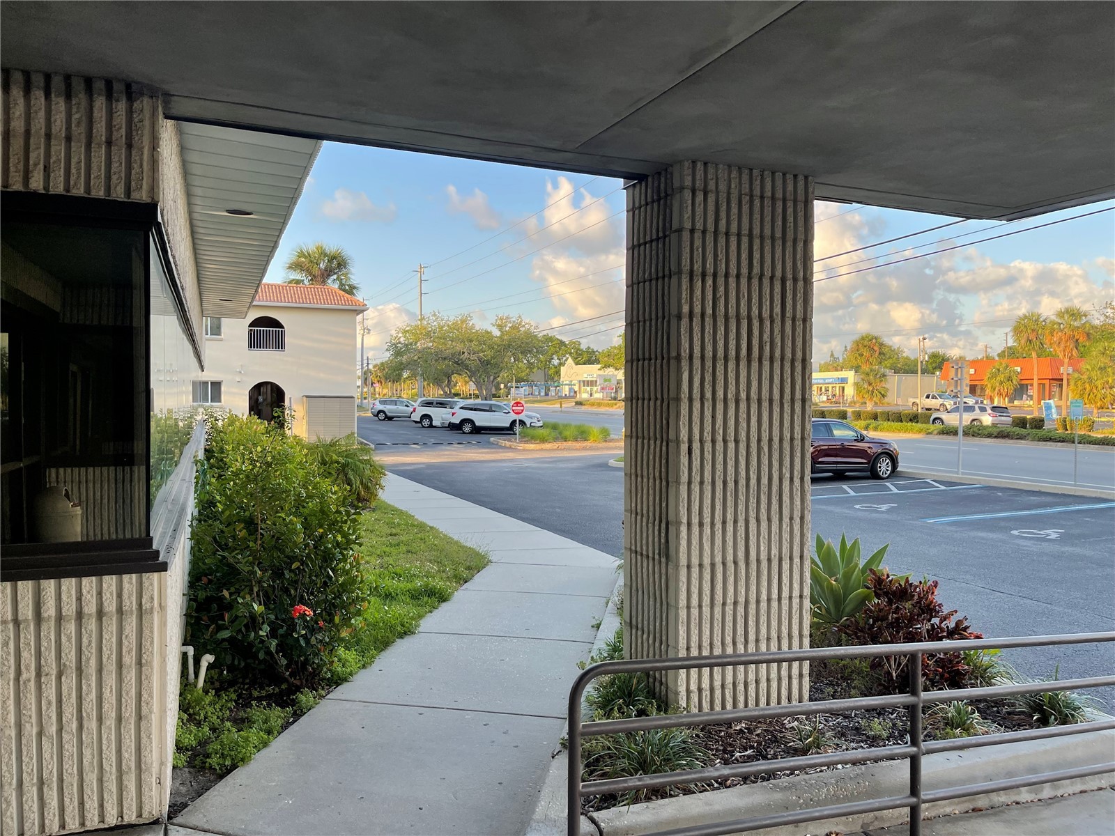 9555 Seminole Boulevard #001 Seminole FL 33772 TB8476461 image22