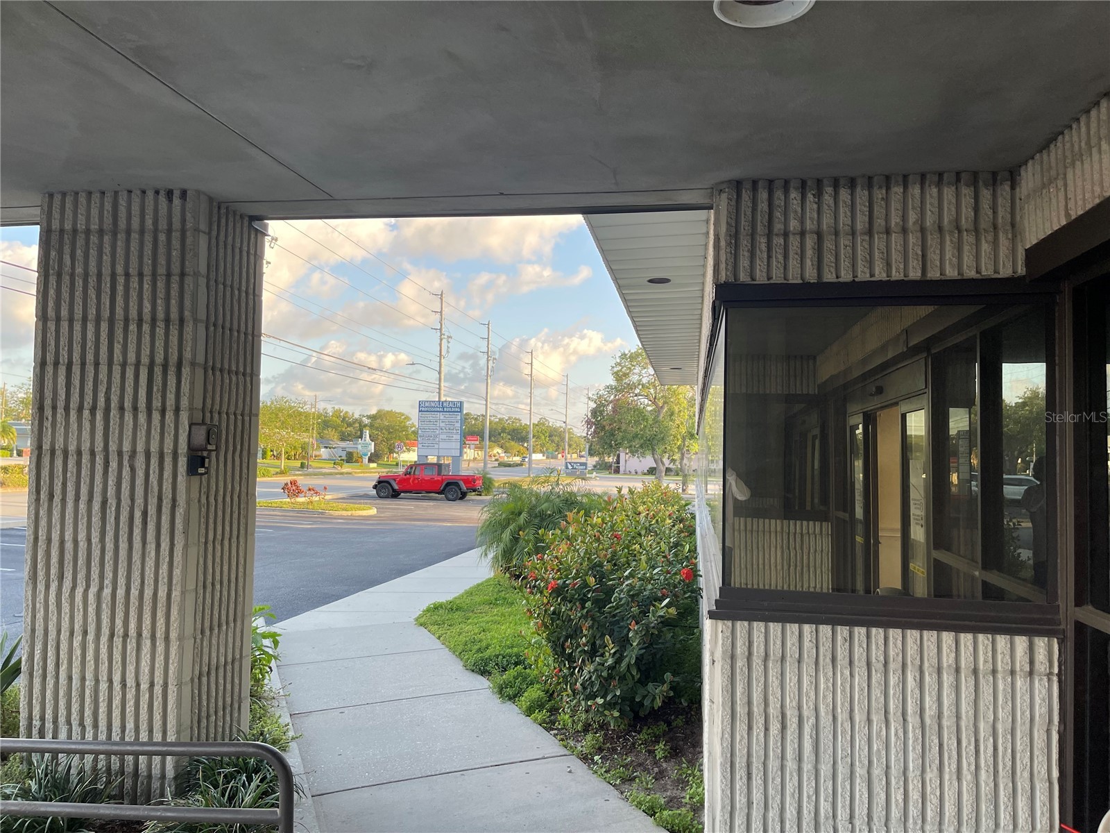 9555 Seminole Boulevard #001 Seminole FL 33772 TB8476461 image31