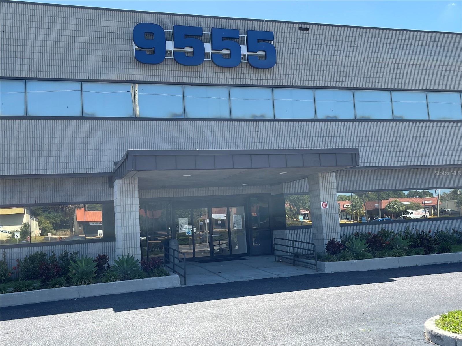 9555 Seminole Boulevard #001 Seminole FL 33772 TB8476461 image4