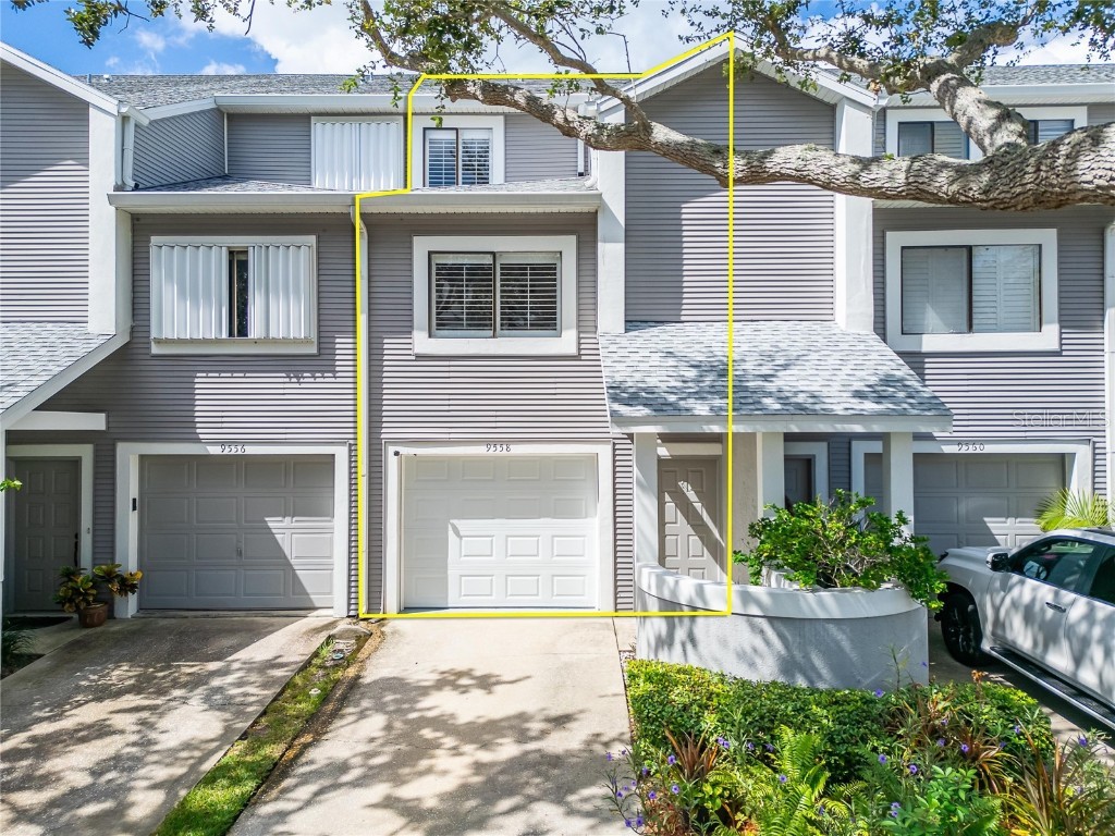 9558 Tara Cay Court #21 Seminole FL 33776 TB8431102 image1