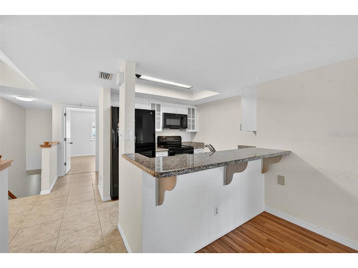 9558 Tara Cay Court #21 Seminole FL 33776 TB8431102 image13