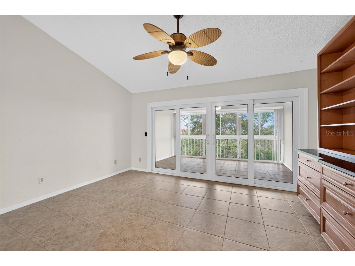 9558 Tara Cay Court #21 Seminole FL 33776 TB8431102 image27