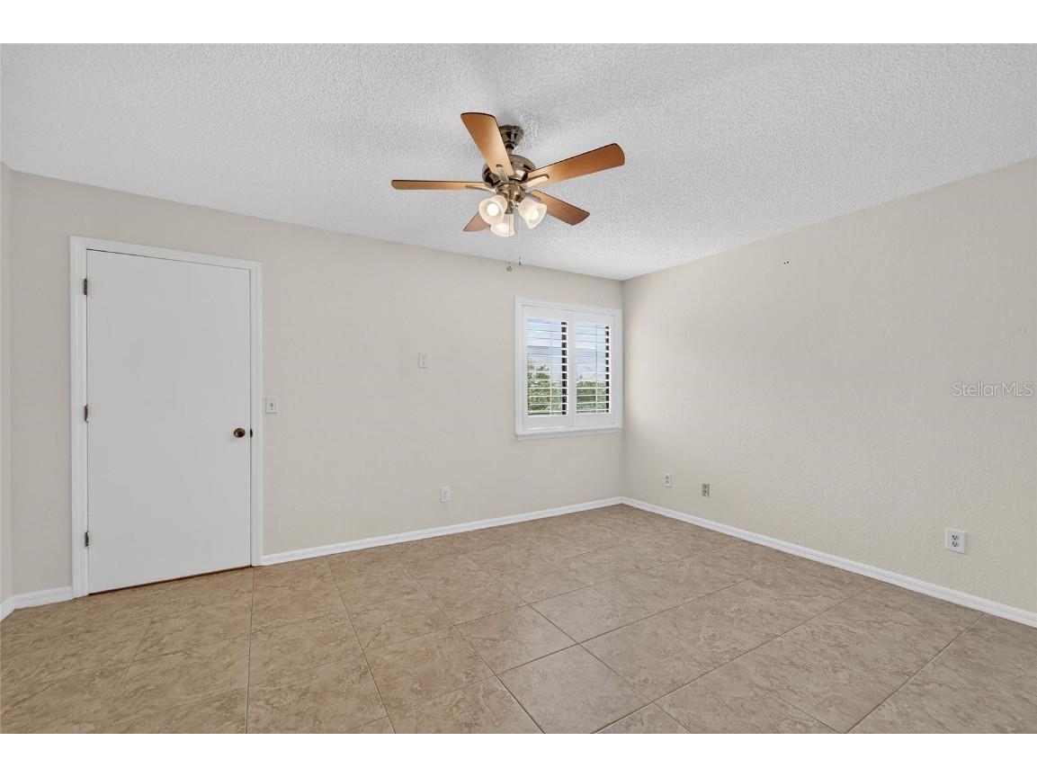 9558 Tara Cay Court #21 Seminole FL 33776 TB8431102 image37