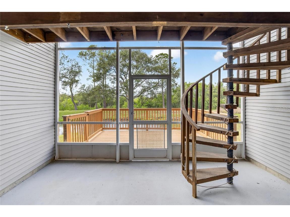 9558 Tara Cay Court #21 Seminole FL 33776 TB8431102 image55