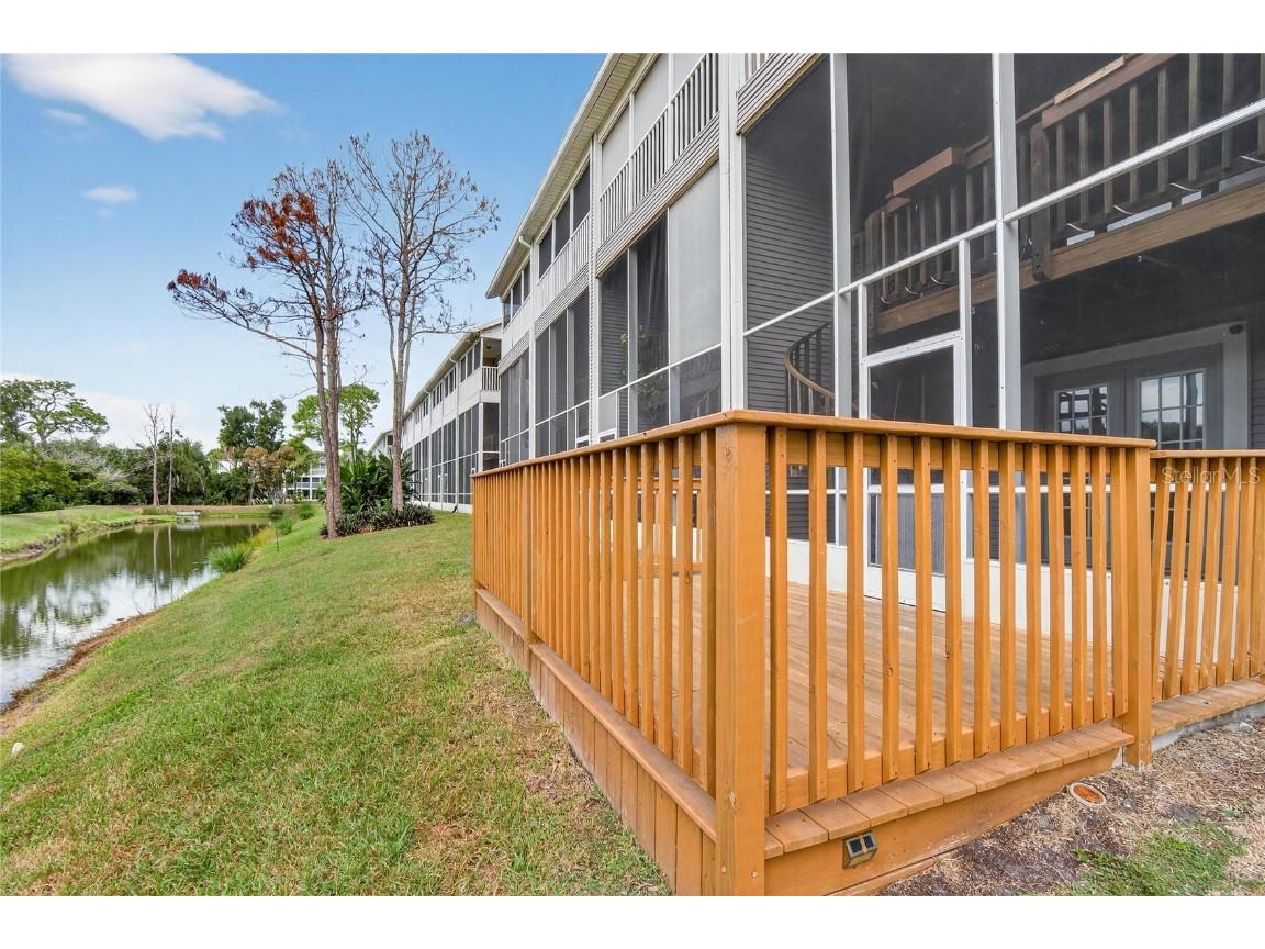 9558 Tara Cay Court #21 Seminole FL 33776 TB8431102 image62