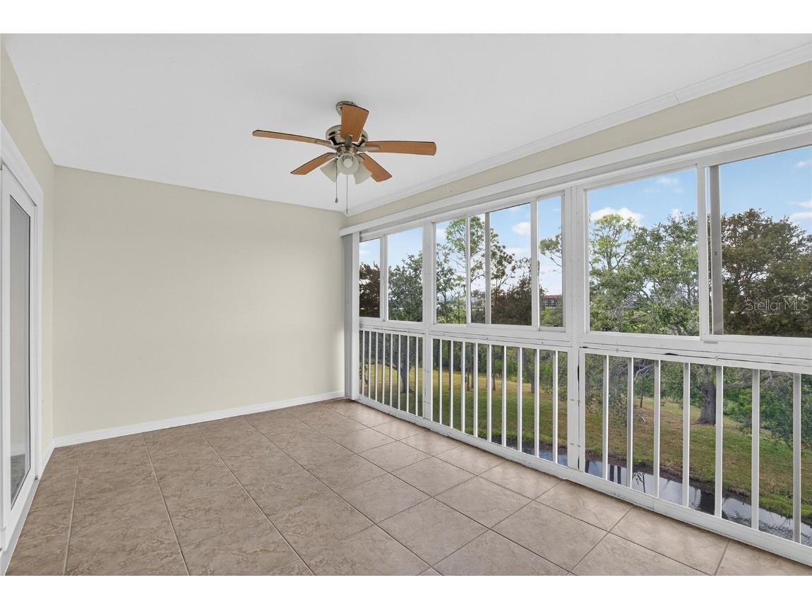 9558 Tara Cay Court #21 Seminole FL 33776 TB8431102 image65