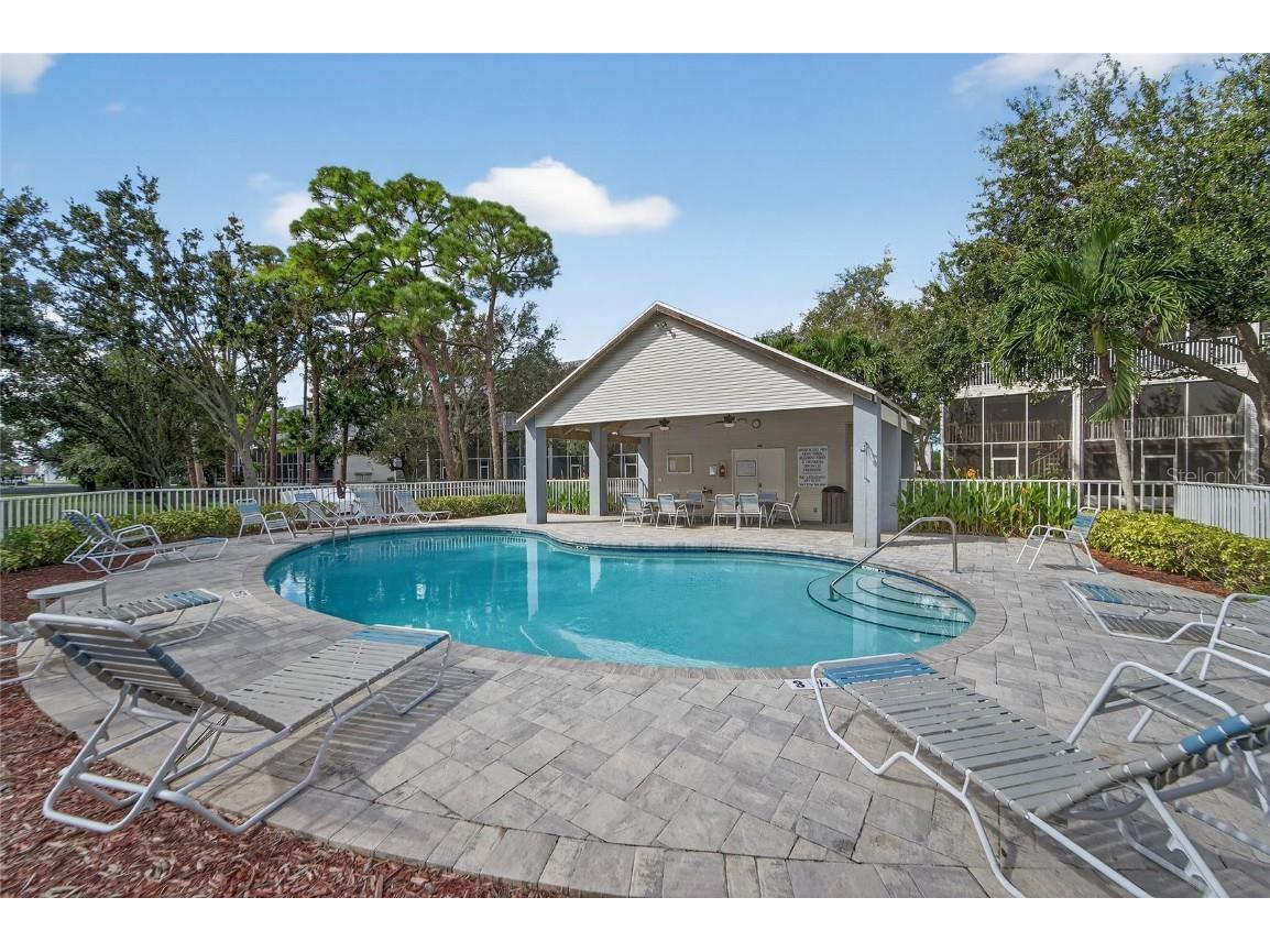 9558 Tara Cay Court #21 Seminole FL 33776 TB8431102 image76