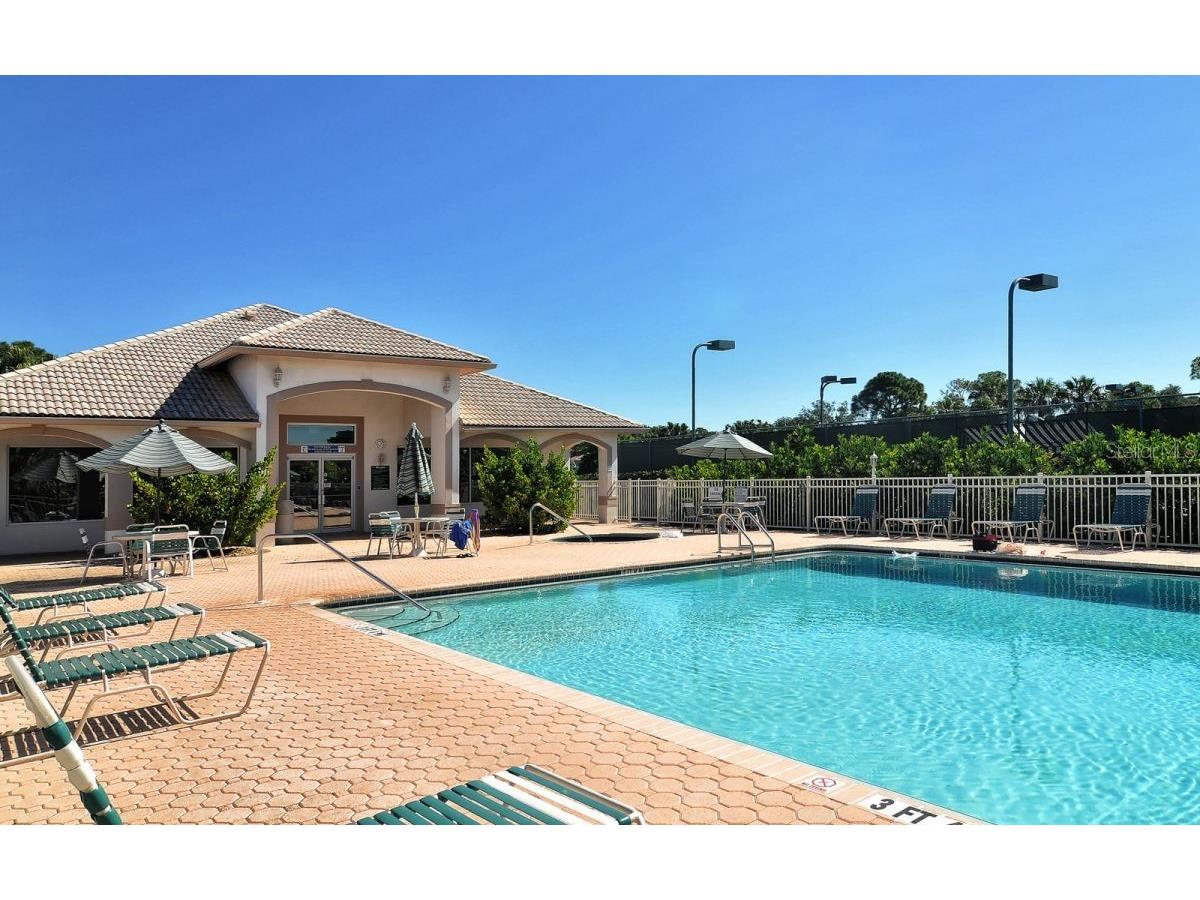 9559 Forest Hills Circle Sarasota FL 34238 A4679954 image52