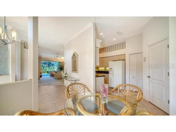 9559 Forest Hills Circle Sarasota FL 34238 A4679954 image9