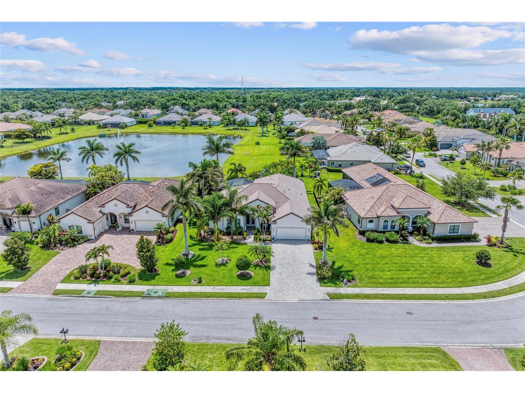 956 145th Street Circle NE Bradenton FL 34212 A4694139 image3