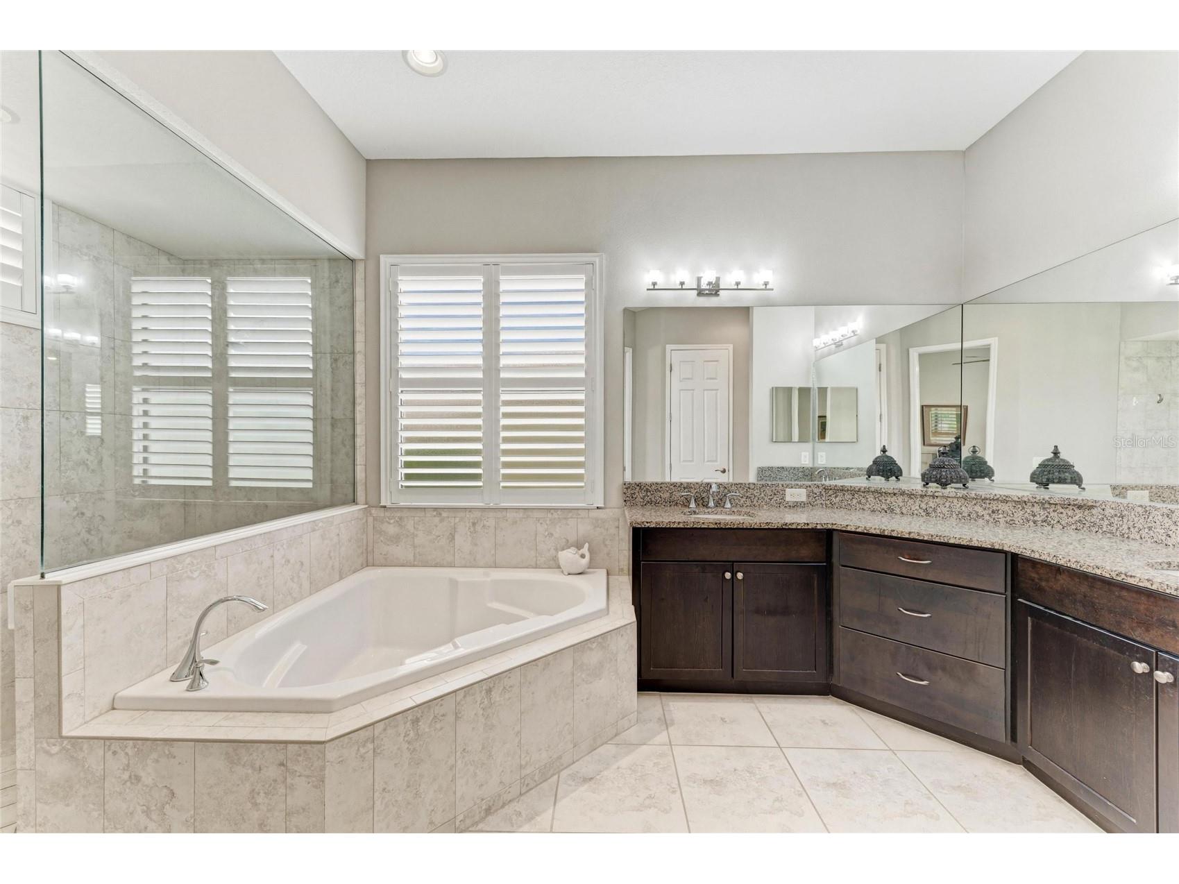 956 145th Street Circle NE Bradenton FL 34212 A4694139 image51