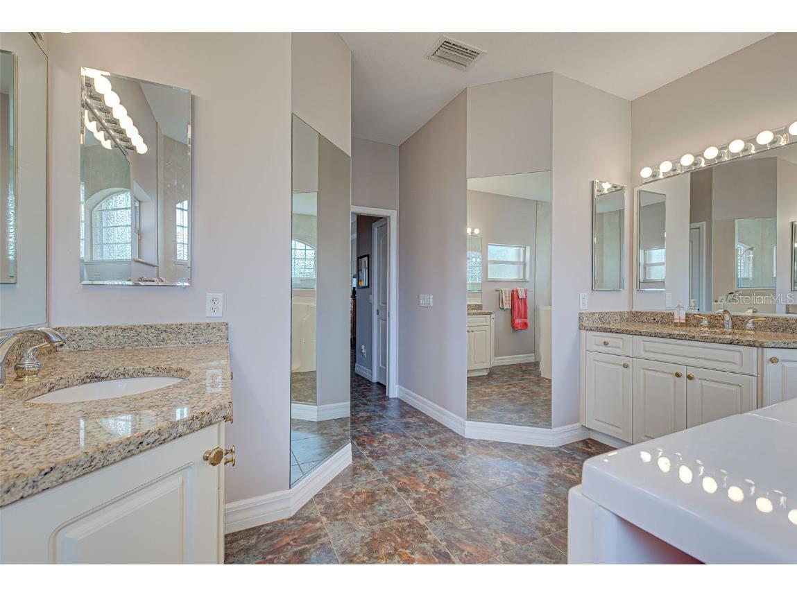 956 Boundary Boulevard Rotonda West FL 33947 D6128093 image32