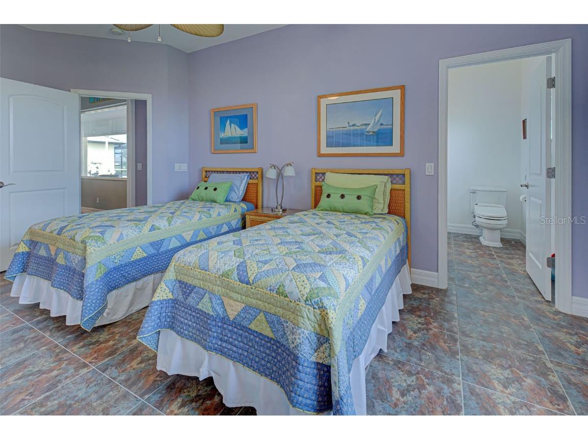 956 Boundary Boulevard Rotonda West FL 33947 D6128093 image38