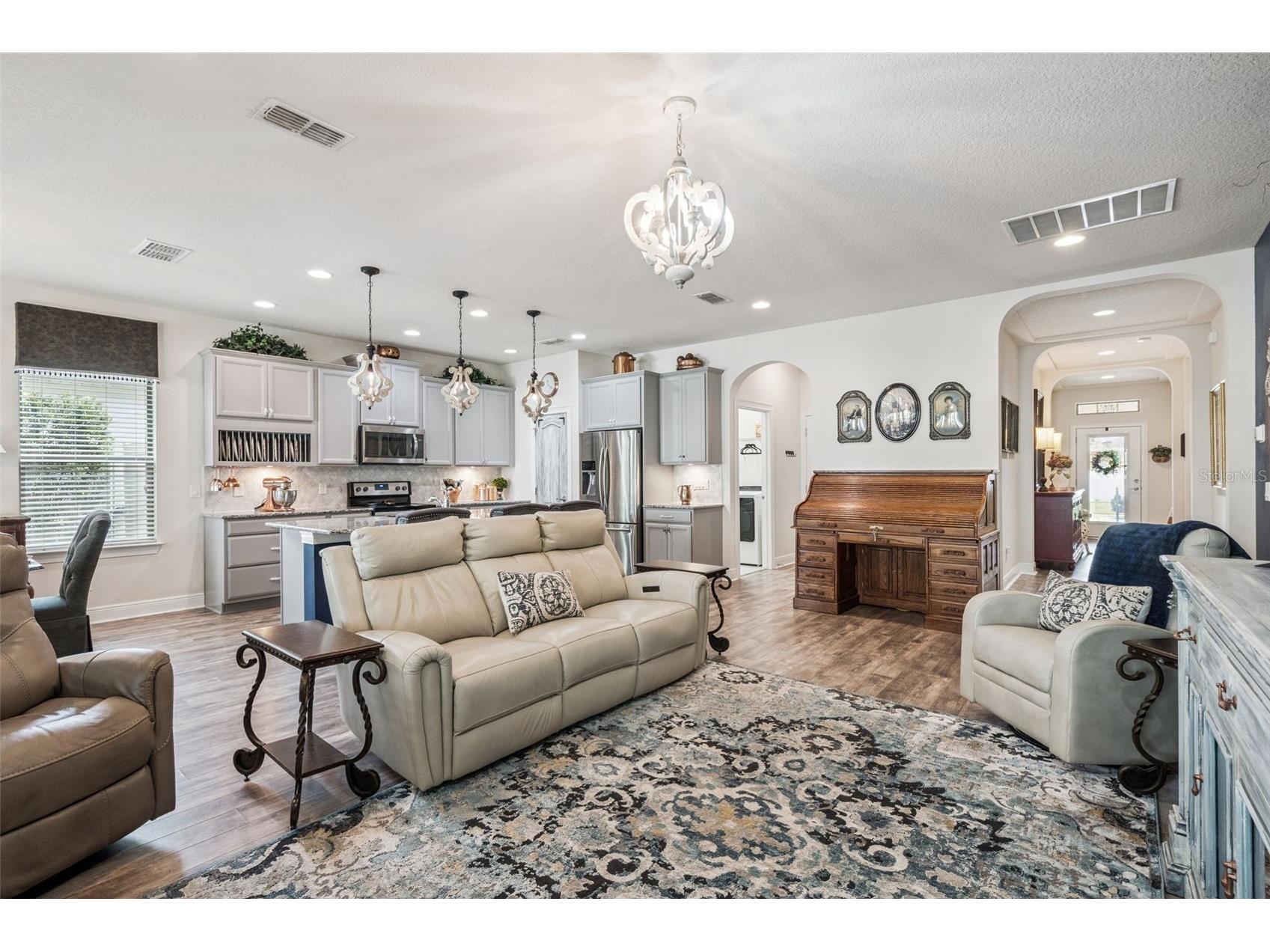 956 Boxelder Avenue Minneola FL 34715 G5113559 image4