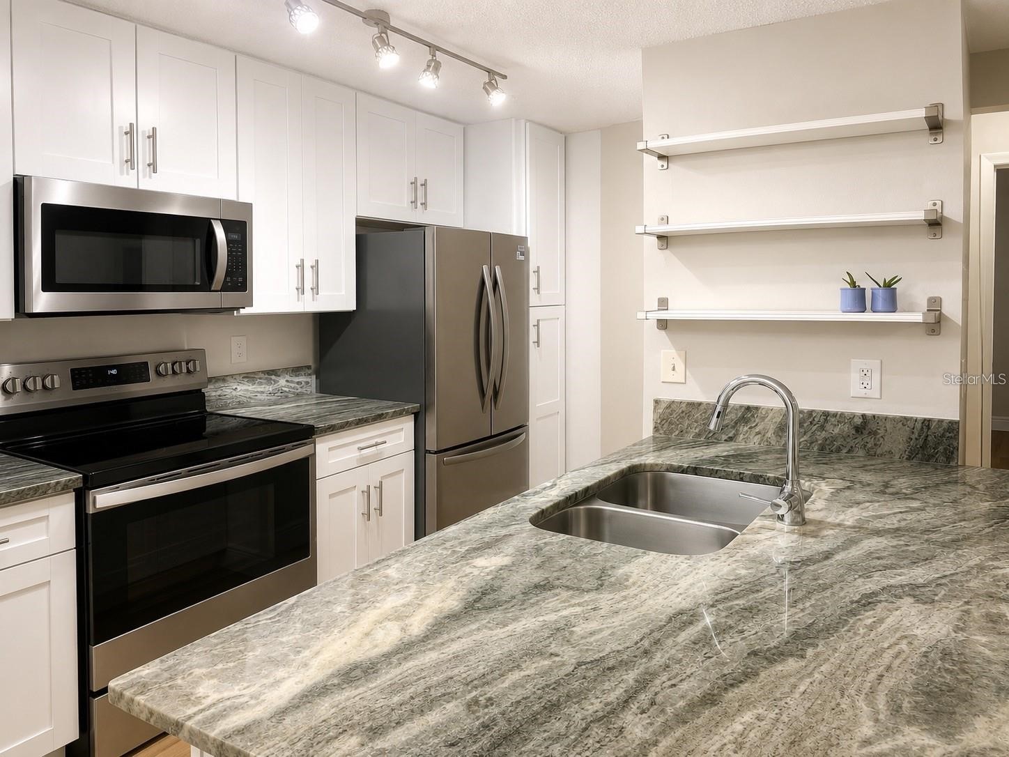 956 Salt Pond Place #204 Altamonte Springs FL 32714 O6422535 image3
