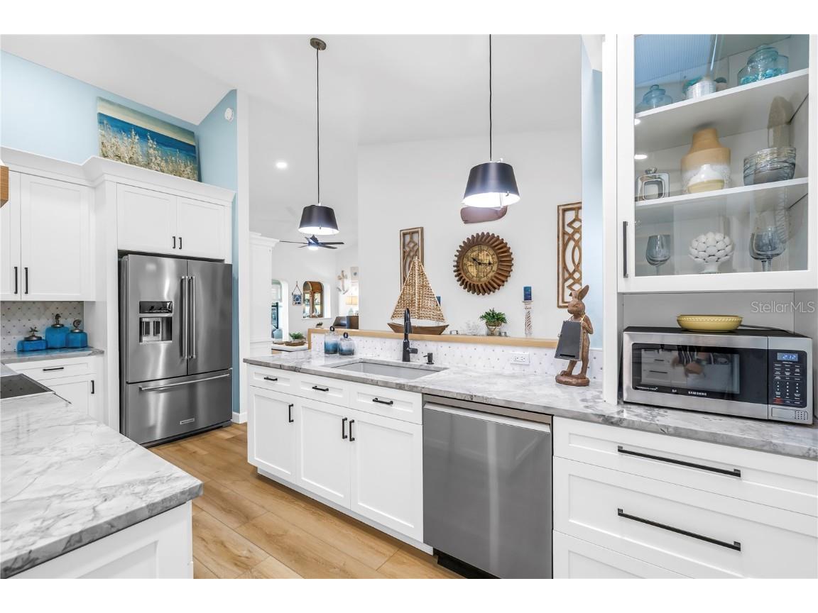 956 San Carlos Court NE Saint Petersburg FL 33702 TB8435003 image11