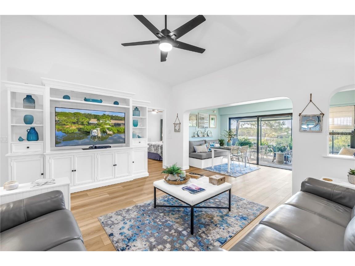 956 San Carlos Court NE Saint Petersburg FL 33702 TB8435003 image13