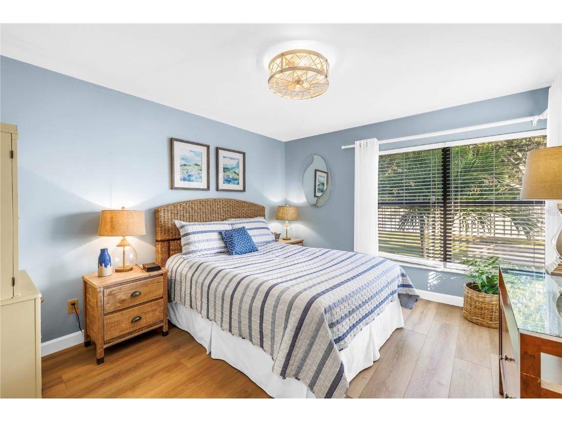 956 San Carlos Court NE Saint Petersburg FL 33702 TB8435003 image24