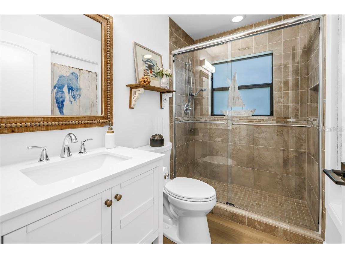 956 San Carlos Court NE Saint Petersburg FL 33702 TB8435003 image25