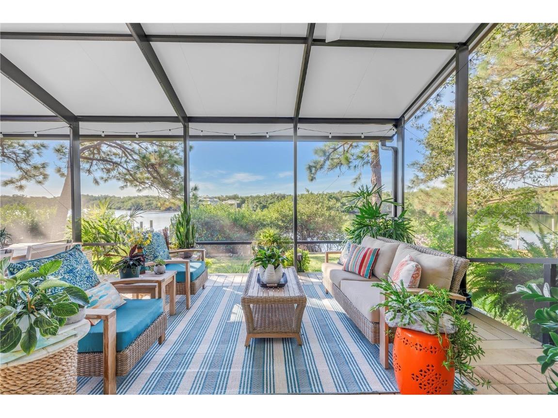 956 San Carlos Court NE Saint Petersburg FL 33702 TB8435003 image6