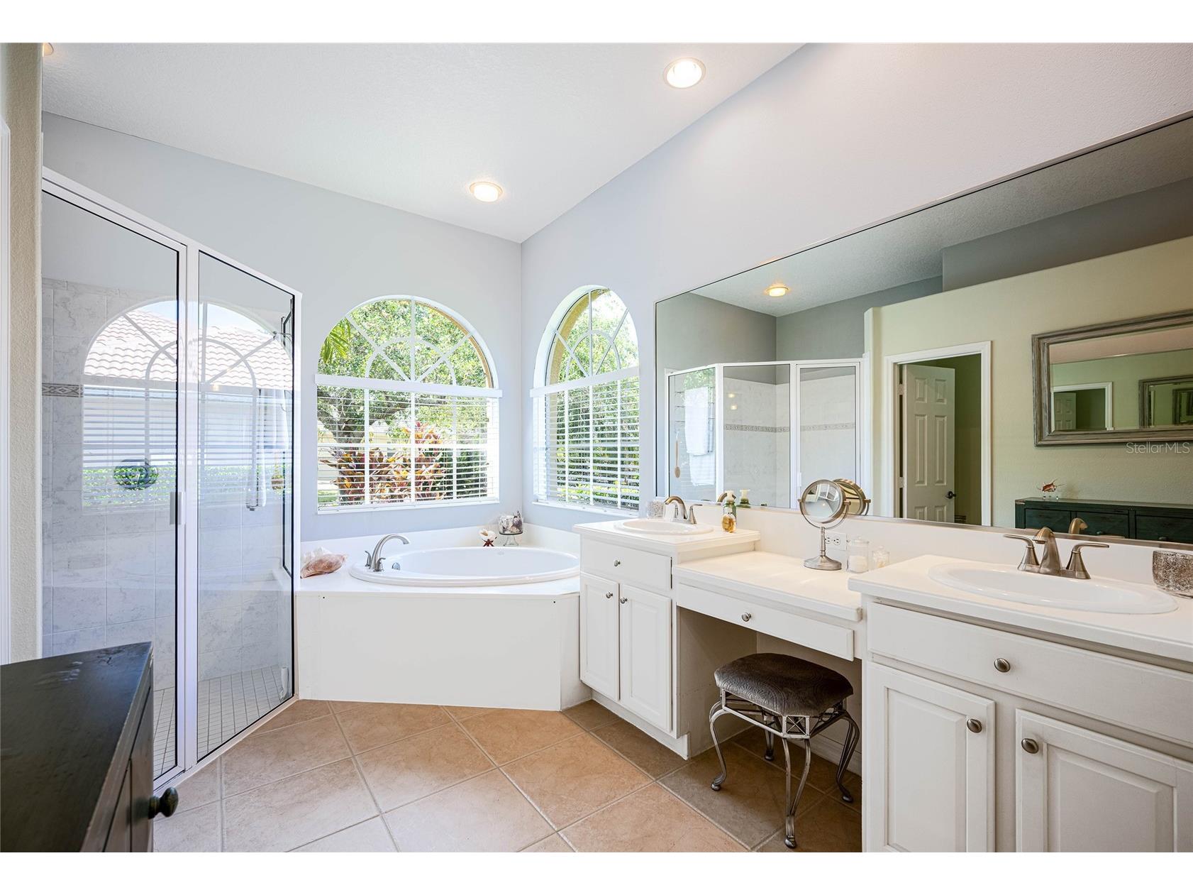 956 Scherer Way Osprey FL 34229 A4684380 image17