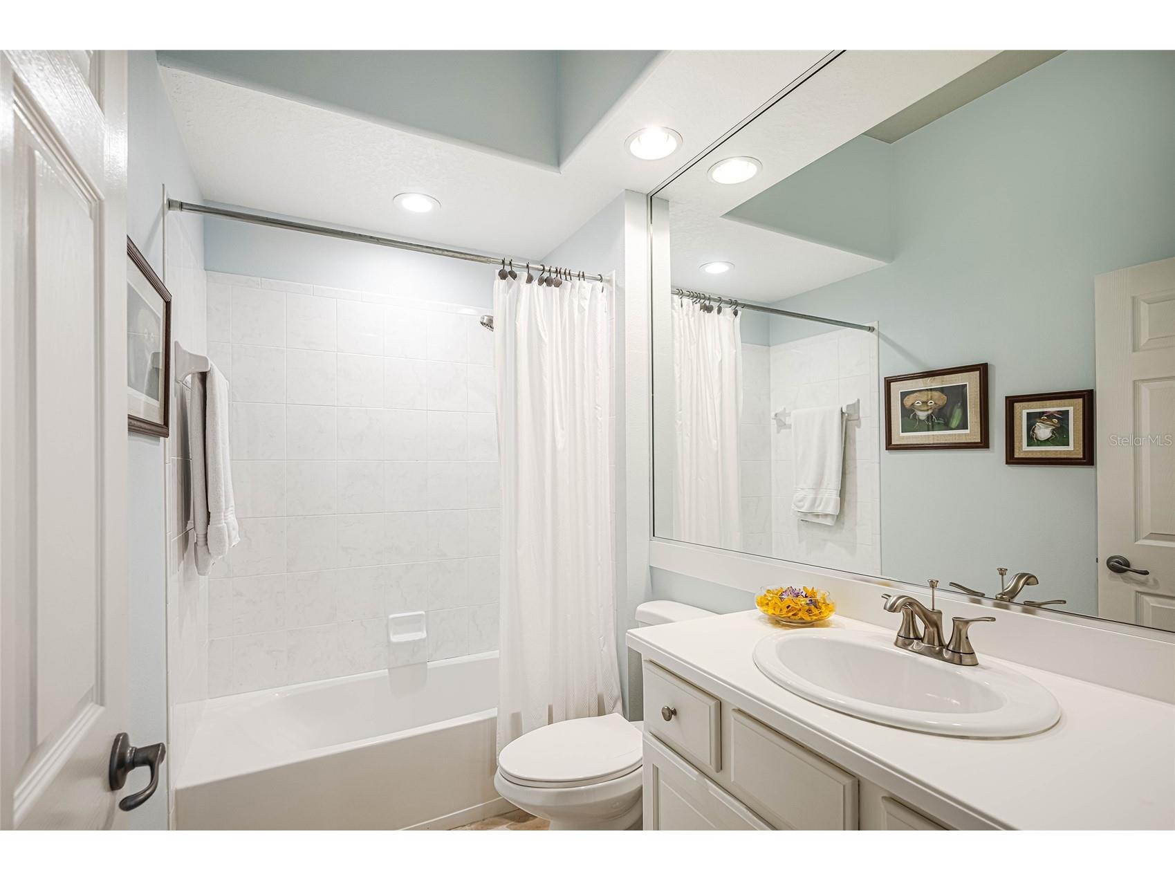956 Scherer Way Osprey FL 34229 A4684380 image22