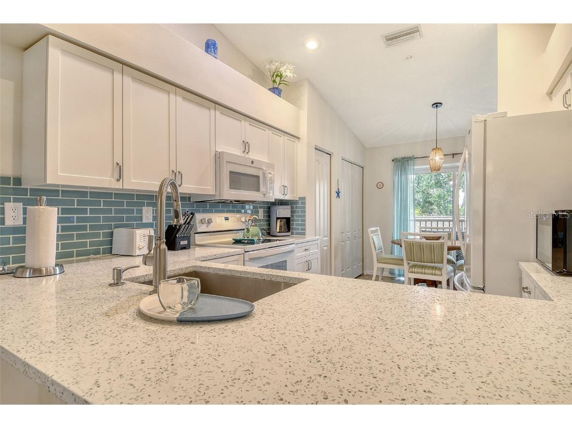 9560 High Gate Drive #1622 Sarasota FL 34238 A4664452 image15