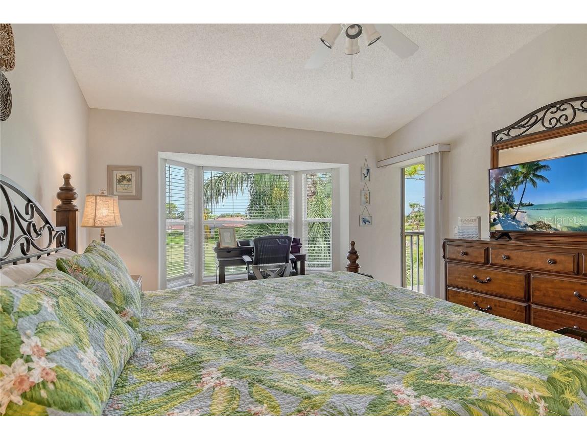 9560 High Gate Drive #1622 Sarasota FL 34238 A4664452 image24