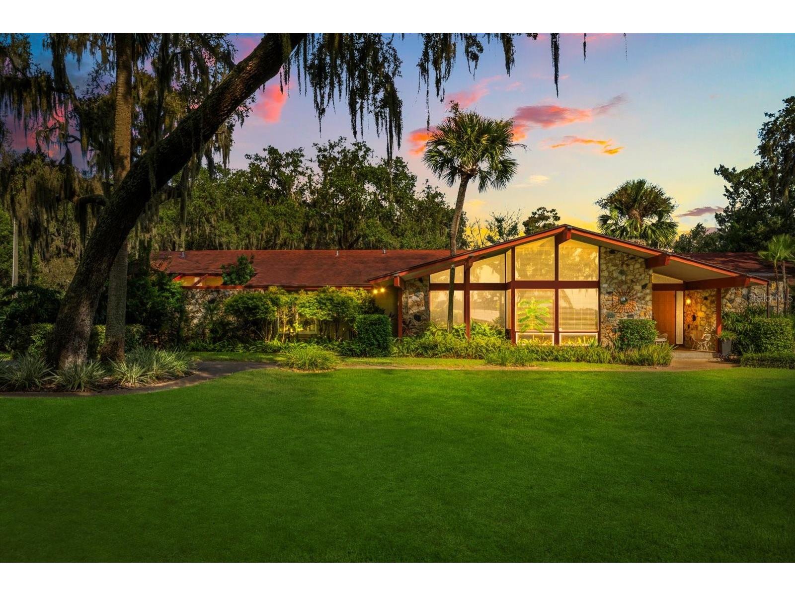 9565 Silver Lake Drive Leesburg FL 34788 - Silver Lake S5134188 image1