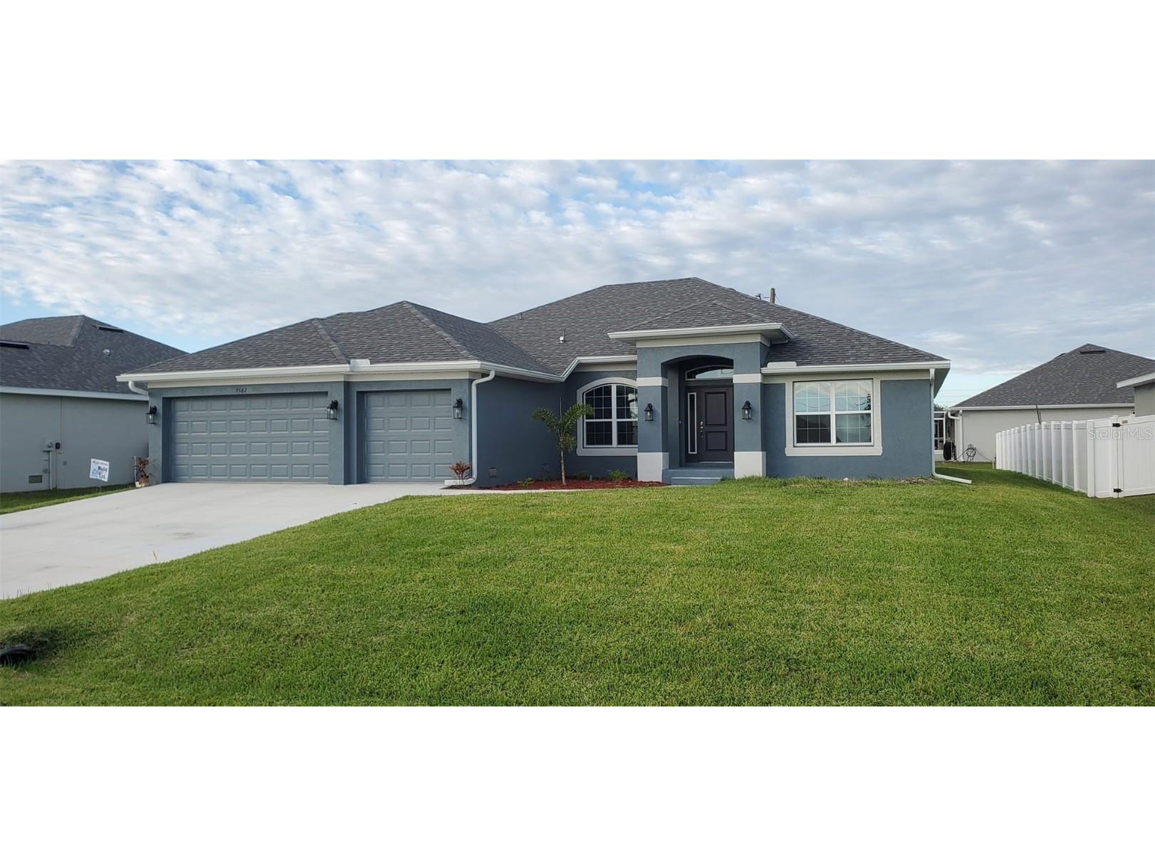 9567 Spring Circle Port Charlotte FL 33981 C7471717 image1