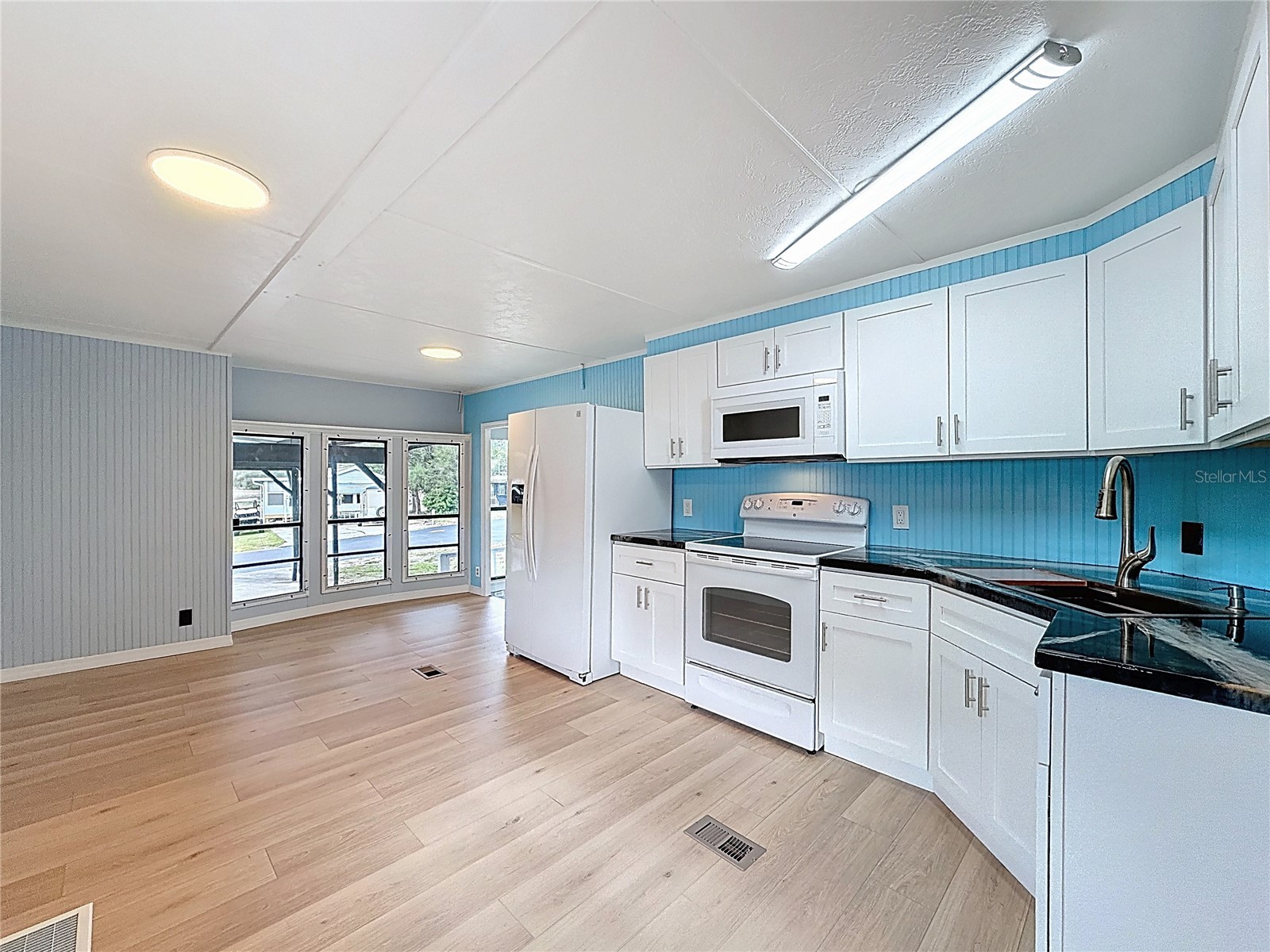9569 Gray Fox Drive Weeki Wachee FL 34613 W7884733 image12