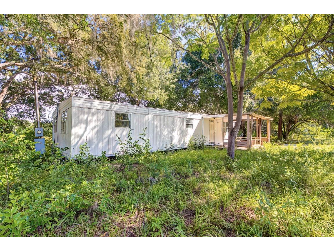 9569 Round Lake Drive Weeki Wachee FL 34613 U8175516 image1